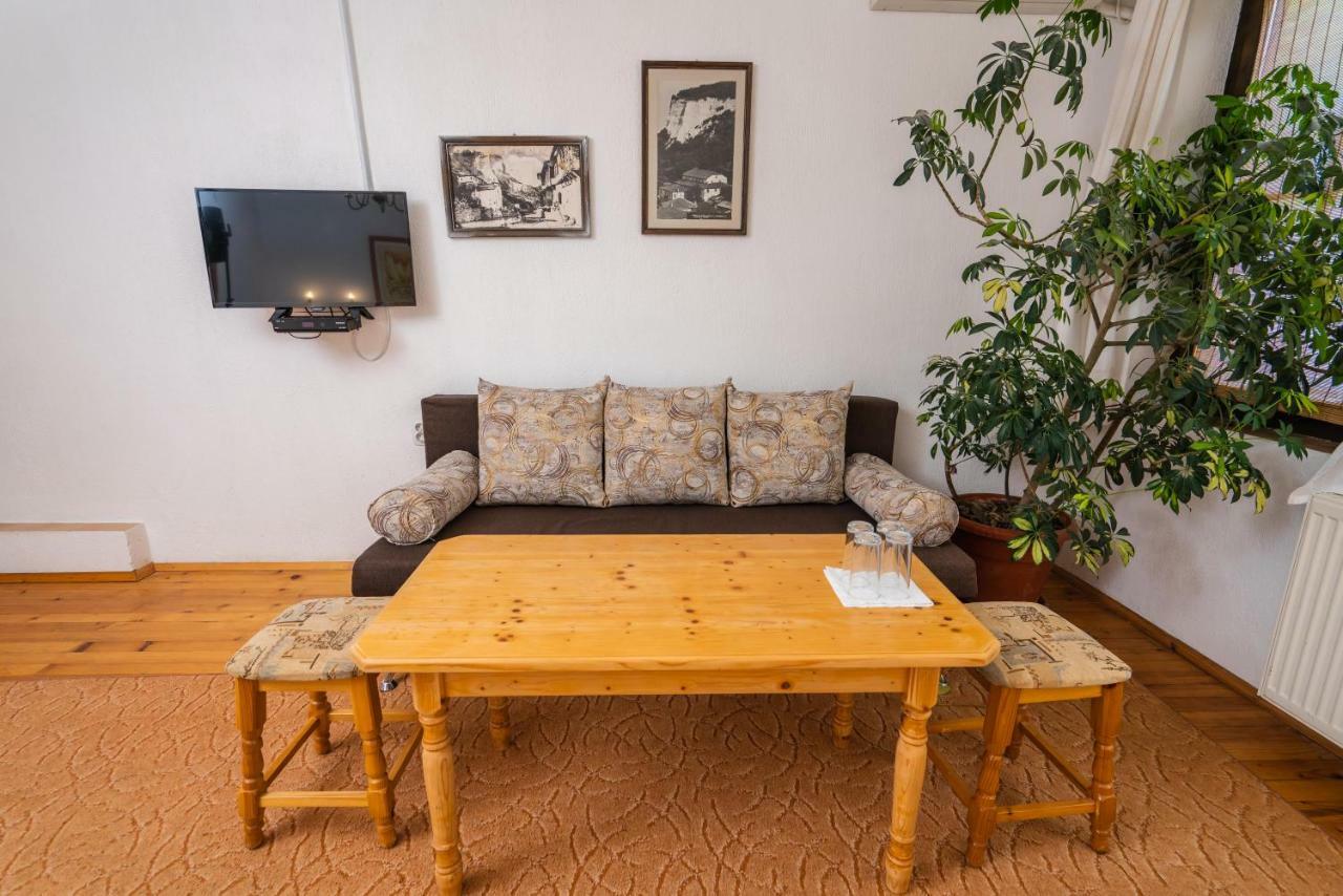 Toni'S Guest House เมลนิค ภายนอก รูปภาพ
