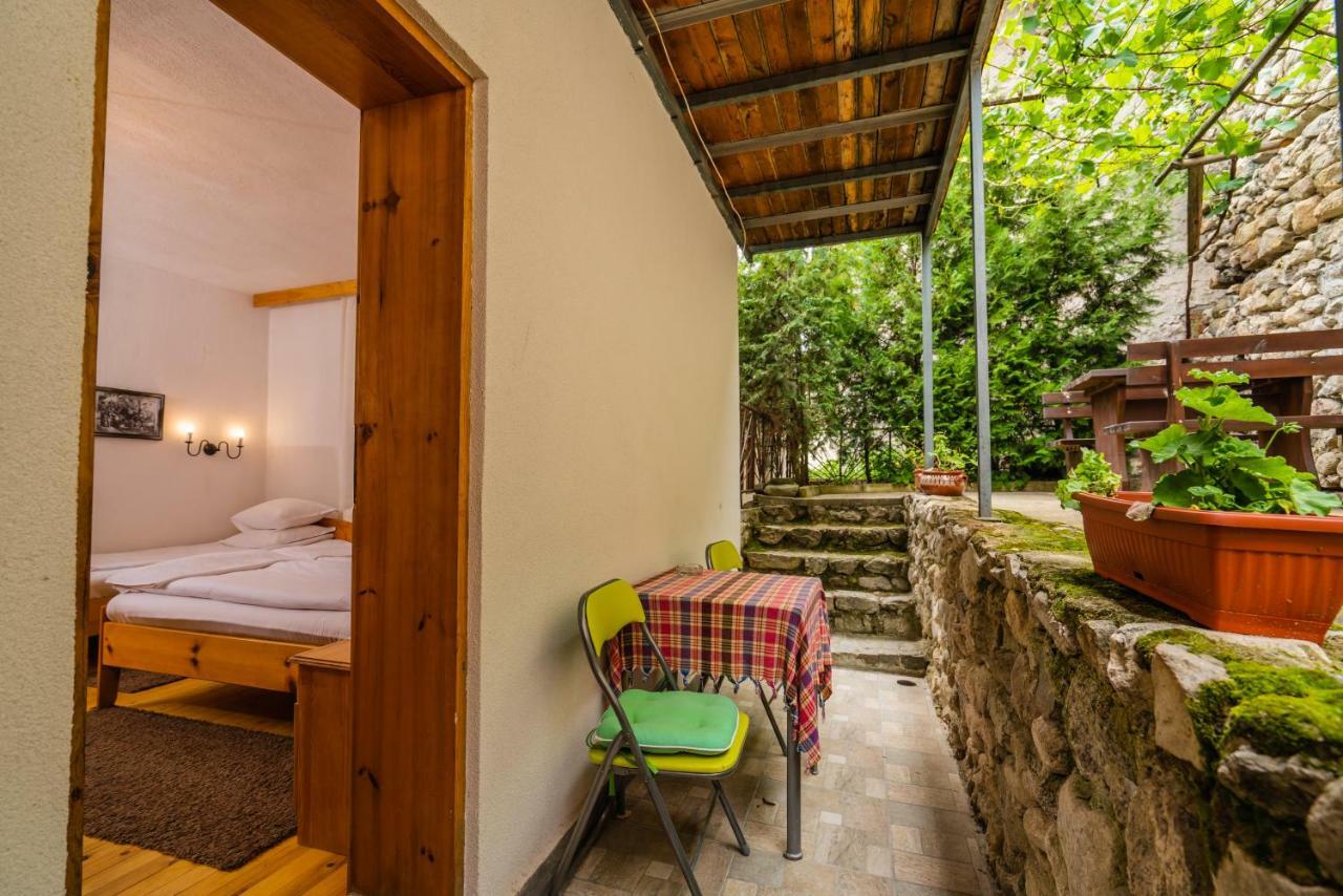 Toni'S Guest House เมลนิค ภายนอก รูปภาพ